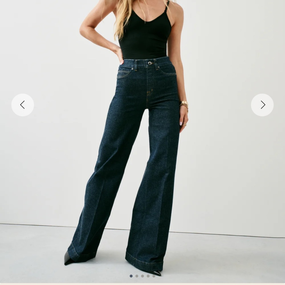 NWT SPANXshape™ Original EveryWear Wide Leg Jeans Indigo SP